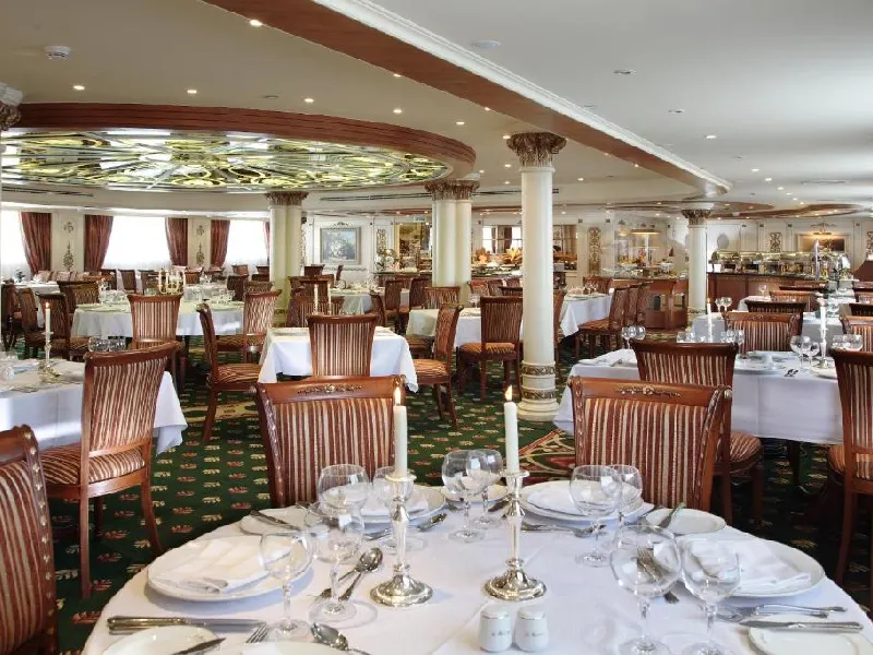 Crucero Sonesta St George – Navega el Nilo con todo el lujo